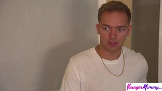 Kenzie Love katsoo poikapuolensa panevan neitsyen pillua - tiukka äitineuvosto