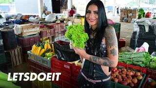 Ruskea tyttö Melina zapata poimi minut syvälle hänen kypsä pillua - latina milf