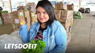 Läski latinomaisen naisen pillua syvälle kusi xiomara