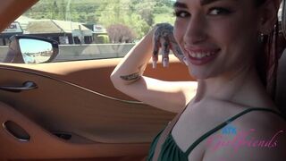Delilah Day viettelee autossa lomalla, hieroo kyrpää ja kiduttaa edessä pov kamera