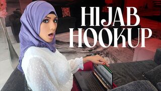 Nina Nieves on arabiteini, joka uneksii tanssiaisten kuningattaren roolista