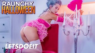 Shrima Malati on naamioitunut kypsä rakastaja juhlii Halloween kovaa seksiä