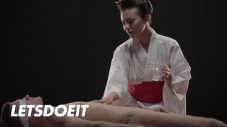 Vanessa Decker antaa Maxille Dior kuuma hieronta, ja sitten hän ratsastaa kovaa
