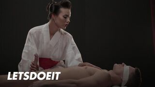 Tšekin viettelevä Vanessa Decker ajaa Max Diorin hulluksi kuuma ratsastus