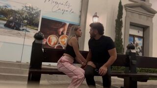 Muukalainen tyttö kuuma turisti tyttö
