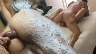 Aamiainen suihku on jumissa kuumassa vittu ilo