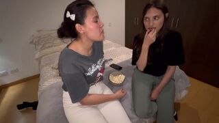 Anoppini pani minua taas katsoessaan elokuvaa