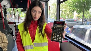 Bussikuski nappasi huijatut matkustajat ja nai häntä maulla