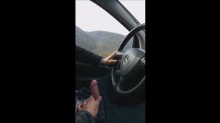 Isän auto tarvitsee minua naimaan äidin muija tyttöystävää