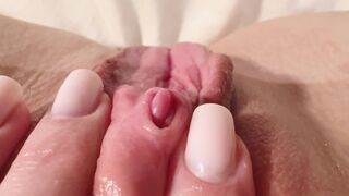 Teini amatööri pillua lähellä masturbointia orgasmi