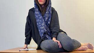 Kuuma arabi milf nai pankkiiria tullille