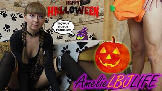 Pikku noita kutsuu isoa mulkkua ja joutuu vittuun vaikea saada hänen pillua - Halloween 2020