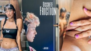 Asmr herkullisia sormia! Tyttöystävät syövät toisiaan suudelmin ja naivat toisiaan kiireisen naapurinsa kanssa