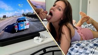 Hän pelasi Xboxia ja sai yhtäkkiä suihinoton