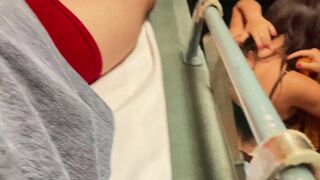 Hän hakkasi kullini junassa
