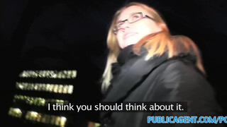 PublicAgent - blondi college tyttö myös antaa itsensä mennä