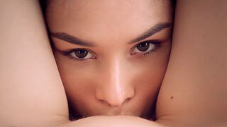 Kuuma lesbo hetkiä Wow Girls Channel - nuolee kaksi kuumaa tyttöä pillua