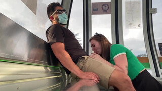 EmilyRose on syvältä metrossa