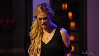 Cherie Deville ja Mercedes Carreran kuuma lesbofetis seikkailu
